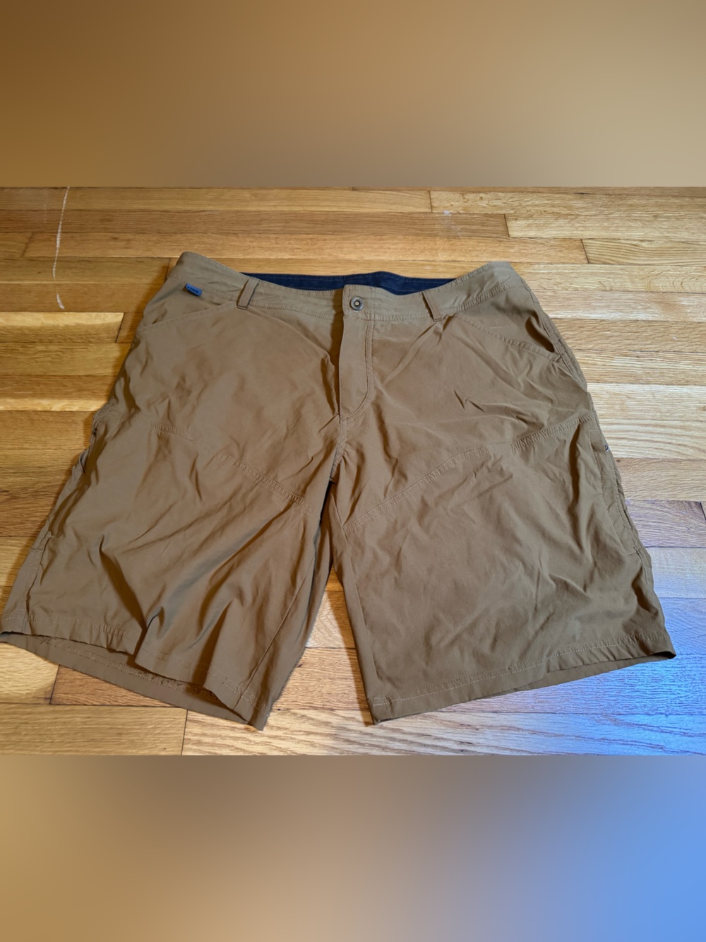 Kuhl Tan Shorts Sz 40